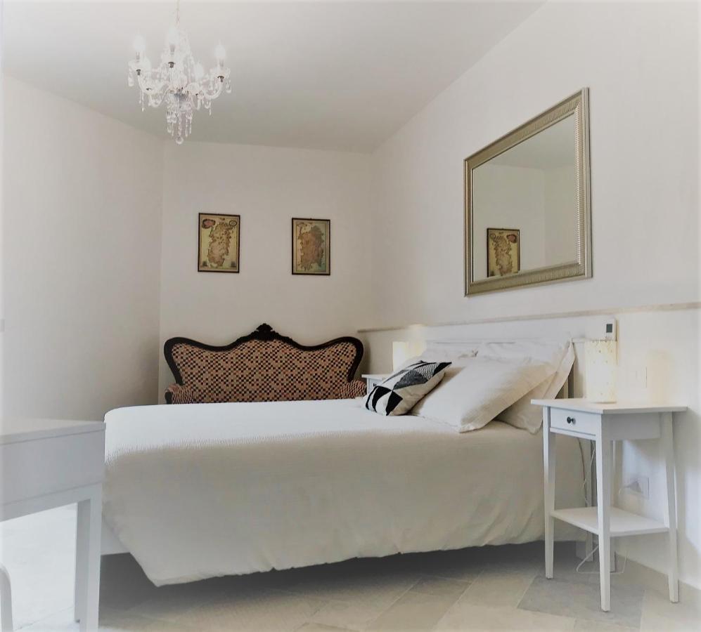 Almasarda Hotell Olbia Eksteriør bilde